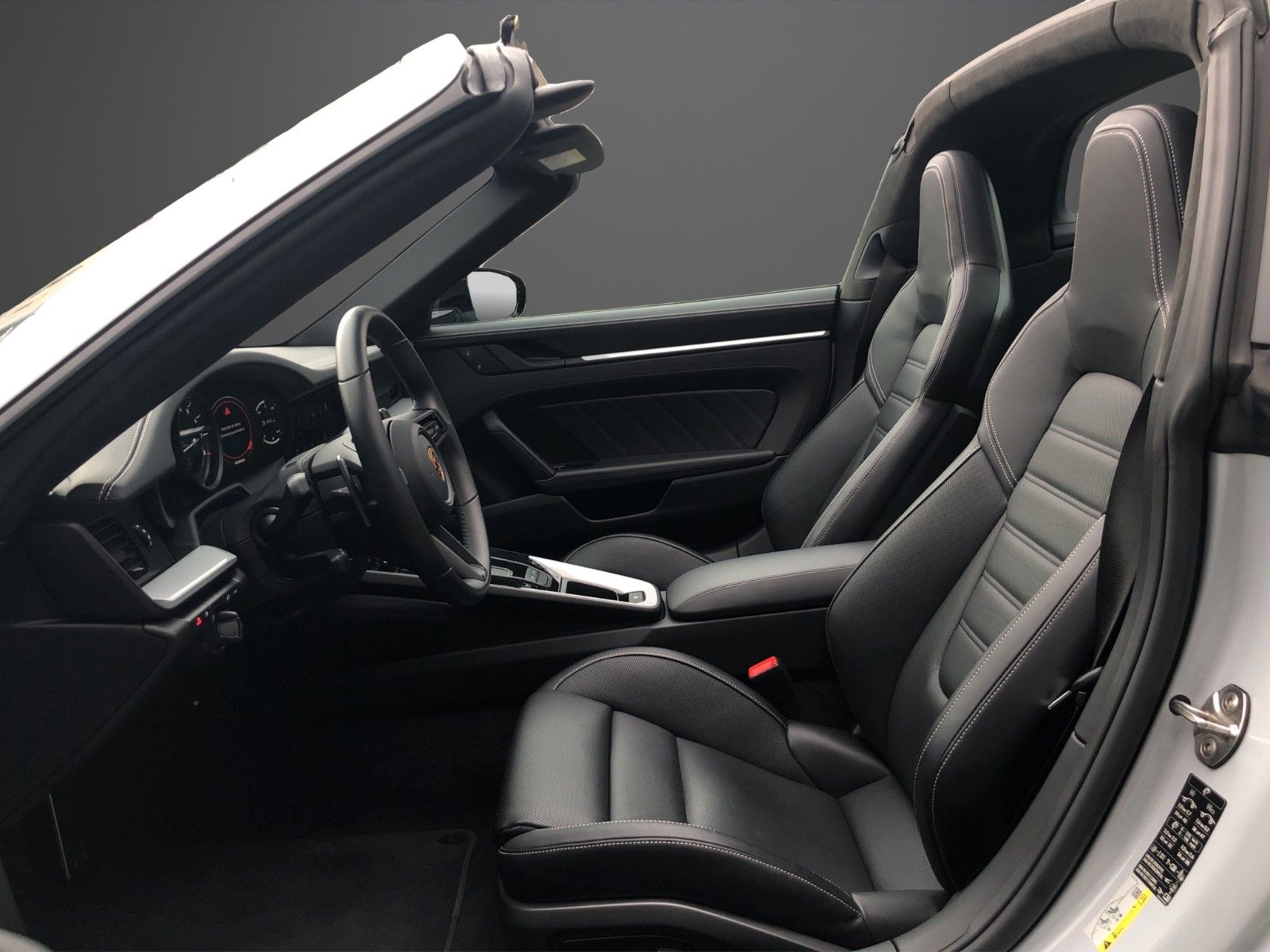 Fahrzeugabbildung Porsche 992 Targa 4 GTS Approved bis 04/2029
