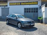 Volkswagen Jetta VI Comfortline BMT-LEDER-TEMPOMAT-AHK - VW Jetta Diesel von 2011