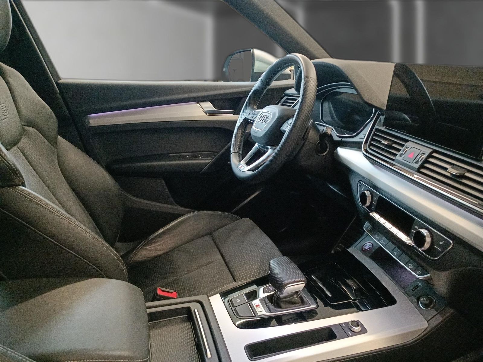 Audi SQ5 3.0 TDI qu. tiptr. Luft*AHK*Matrix*StdHz*20 foto 14