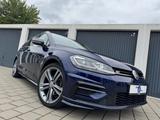 Volkswagen Golf VII *1.Hand/R-Line/LED/Standheizung/Kamera* - mit Benzin-Antrieb: Blau, Alcantara, Kombi, mit Klimaanlage
