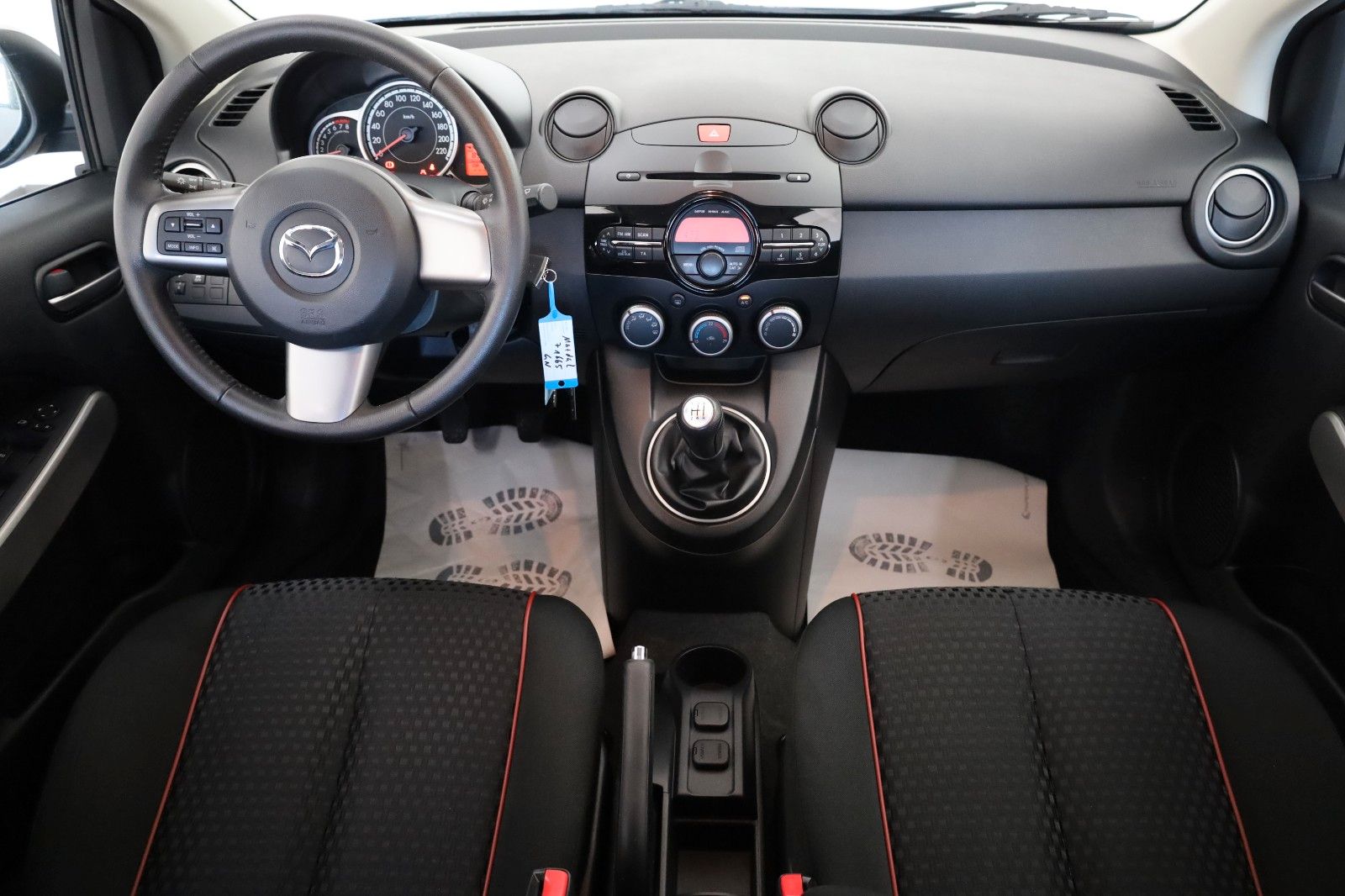 Fahrzeugabbildung Mazda 2 Lim. 1.3 Edition SH,Energy-Paket