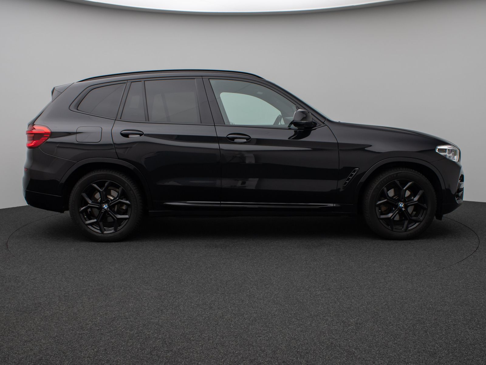 Fahrzeugabbildung BMW X3 xD30i xLine Panoram Kamera HiFi Komfort Sport