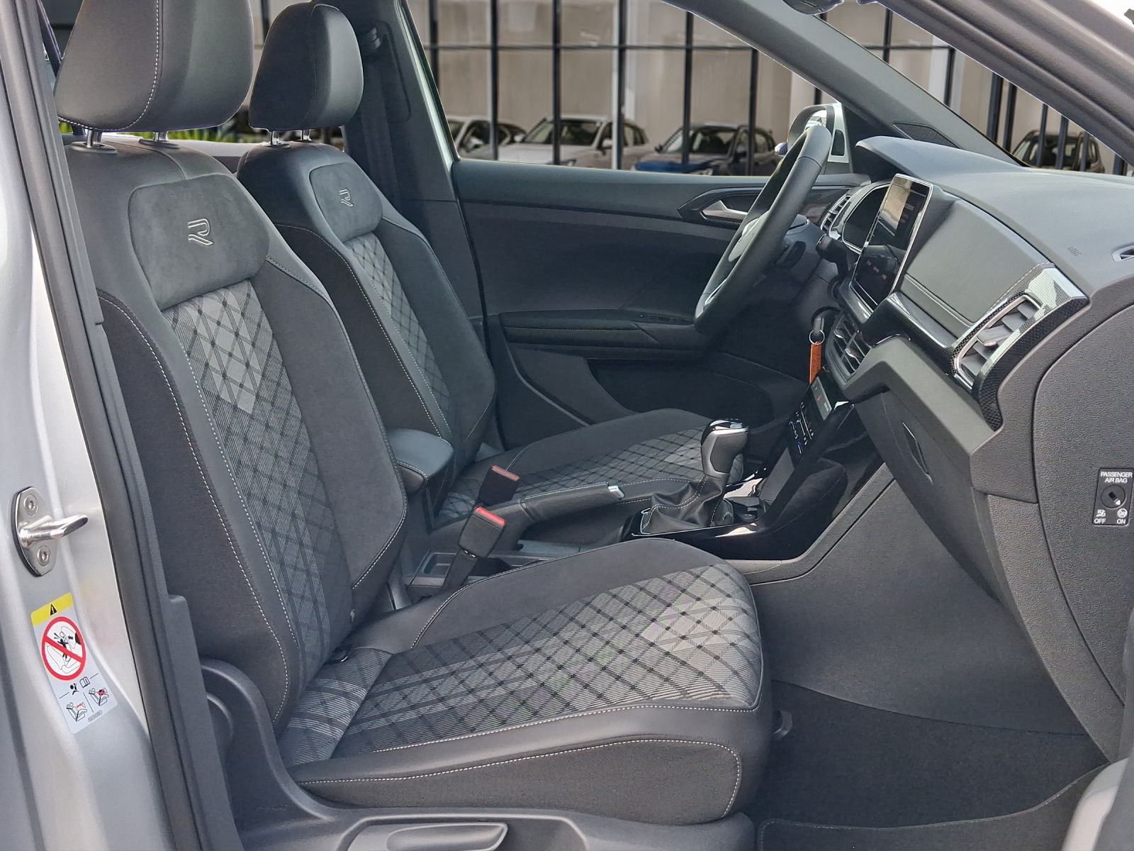 Volkswagen T-Cross - Bild 8