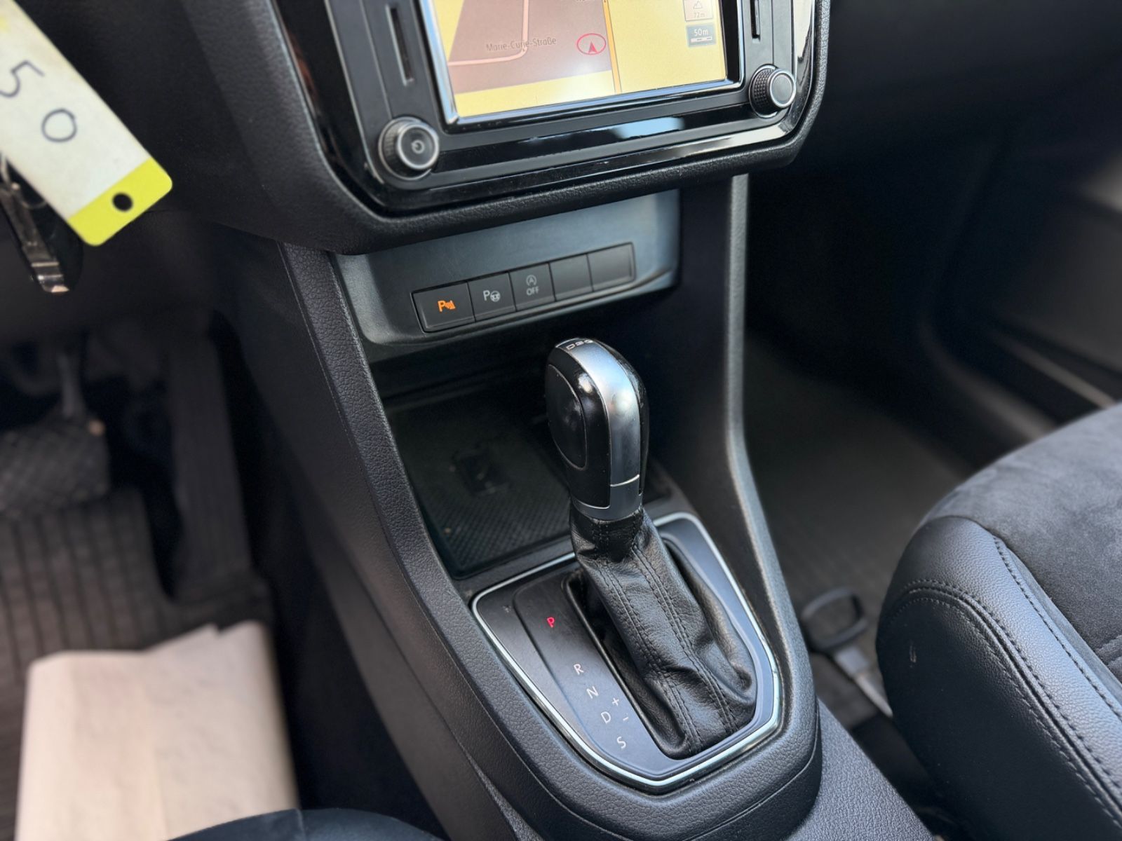 Caddy Maxi Highline 2.0 TDI DSG Navi BI-Xenon