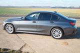 BMW 318 d Sport Line +LED+Standhzg.+AHK+ - gebrauchte BMW 318 aus dem Jahr 2022