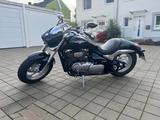 Suzuki Intruder  M800 - SUZUKI M 800
