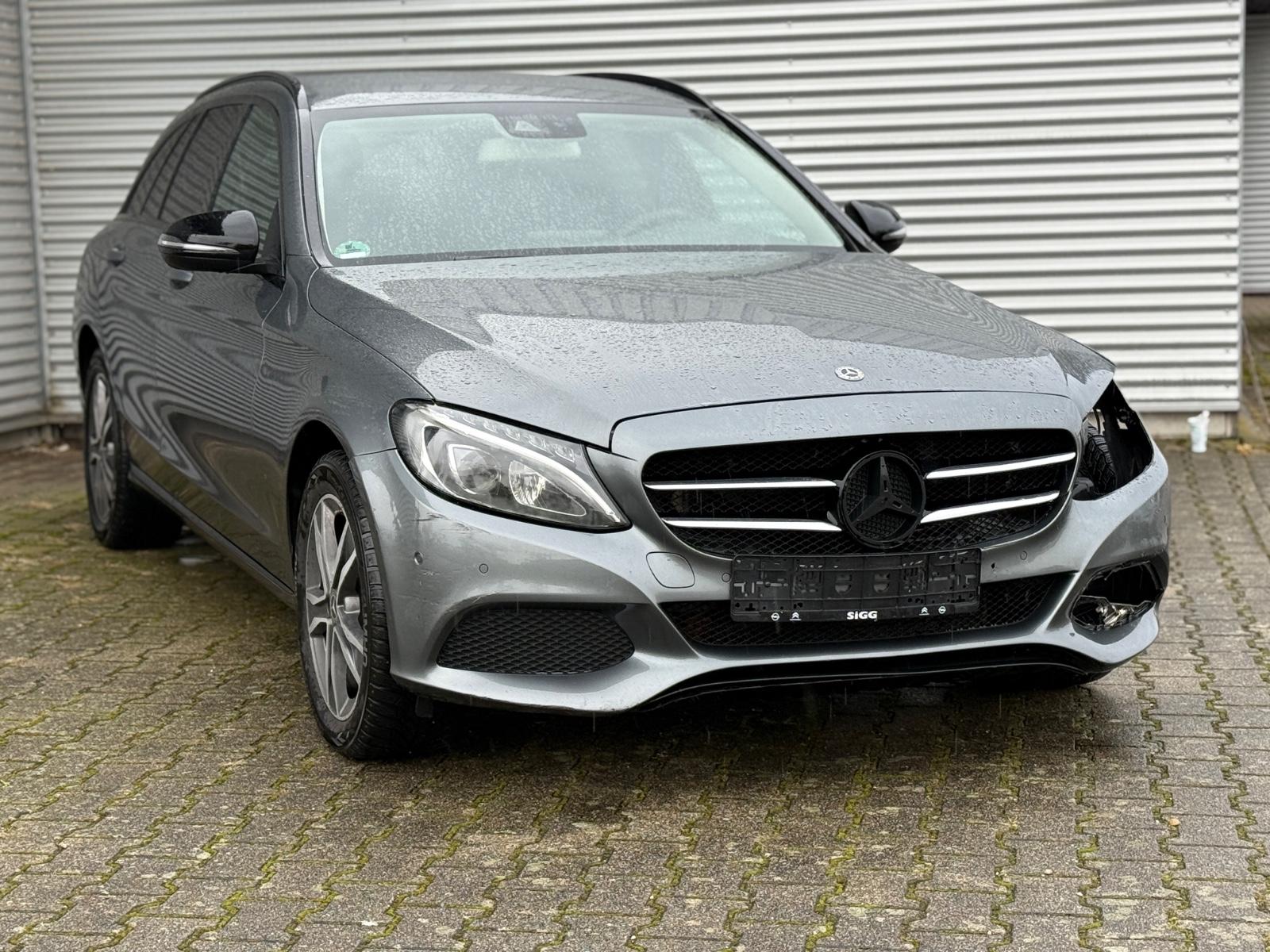 Mercedes-Benz C 220 Avantgarde Automatik 4Matic