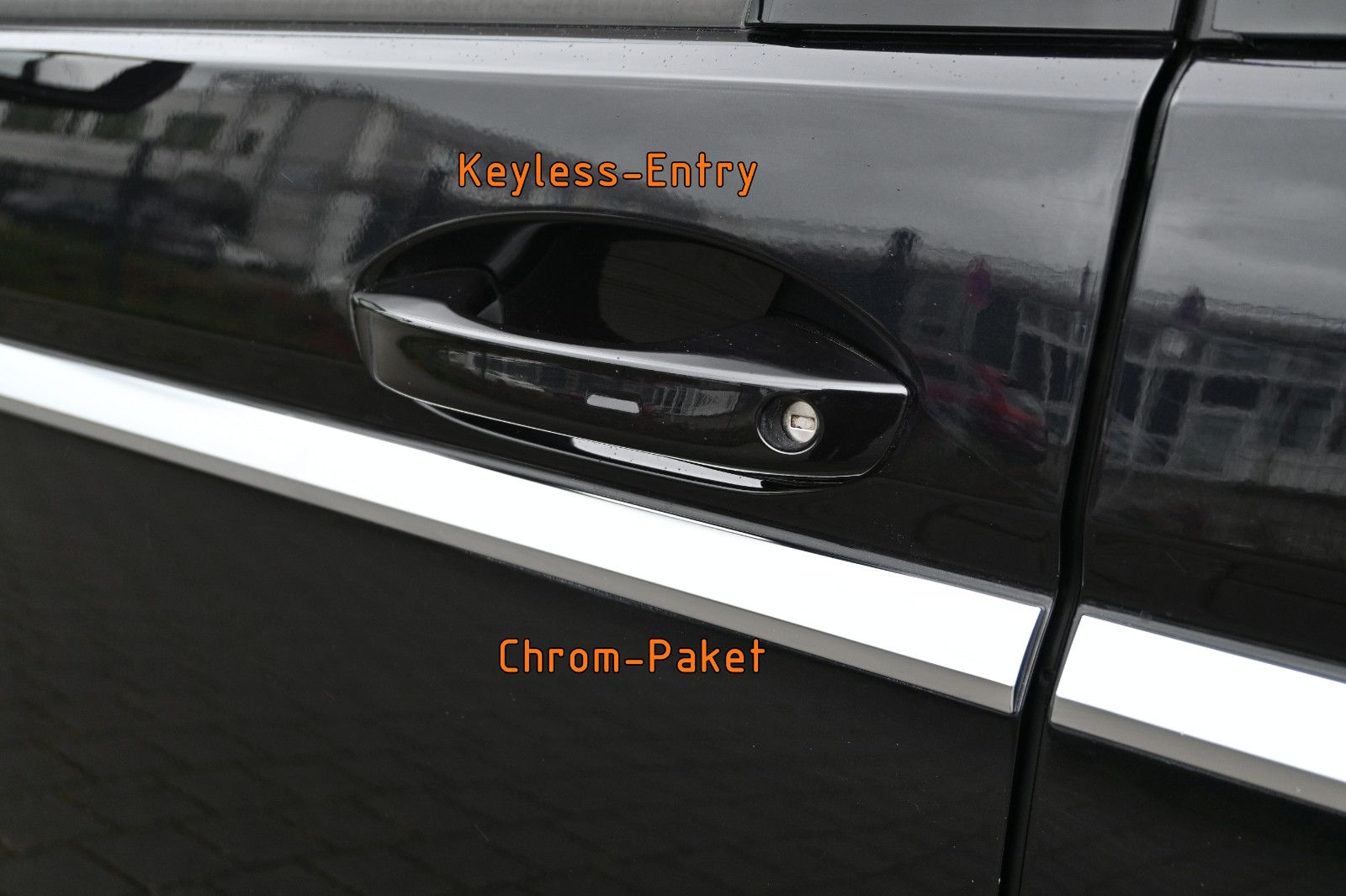 Fahrzeugabbildung Volkswagen T7 Multivan 2.0 TDI DSG Style Lang °MEGAVOLL°