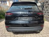 Porsche Cayenne 3.0 V6 Standheizung Tüv neu - Porsche Cayenne Gebrauchtwagen in Frankfurt