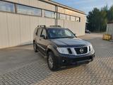 Nissan Pathfinder 3.0 dCi LE - gebrauchte Nissan Pathfinder aus dem Jahr 2011