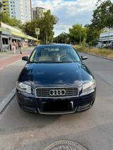 Audi A3 8P 2.0 FSI Automatik TÜV Neu 8/28 - Audi A3 aus 2003: 2.0
