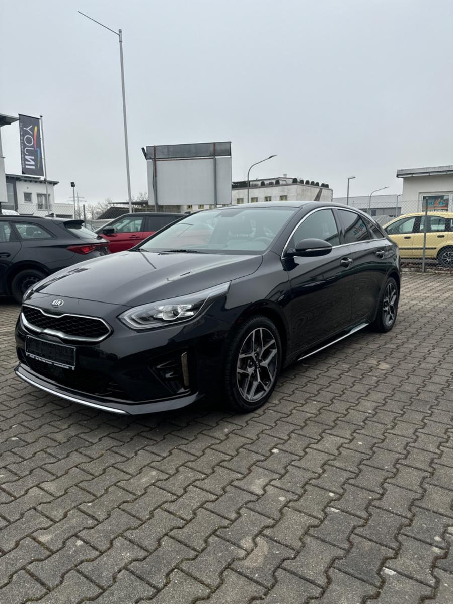 Kia ProCeed*KAMERA*PDC*1.HAND*SHZ*LED*