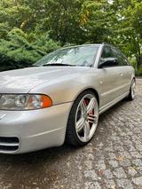Audi S4 2.7 quattro Avant - 594 PS - Audi S4 aus 2001