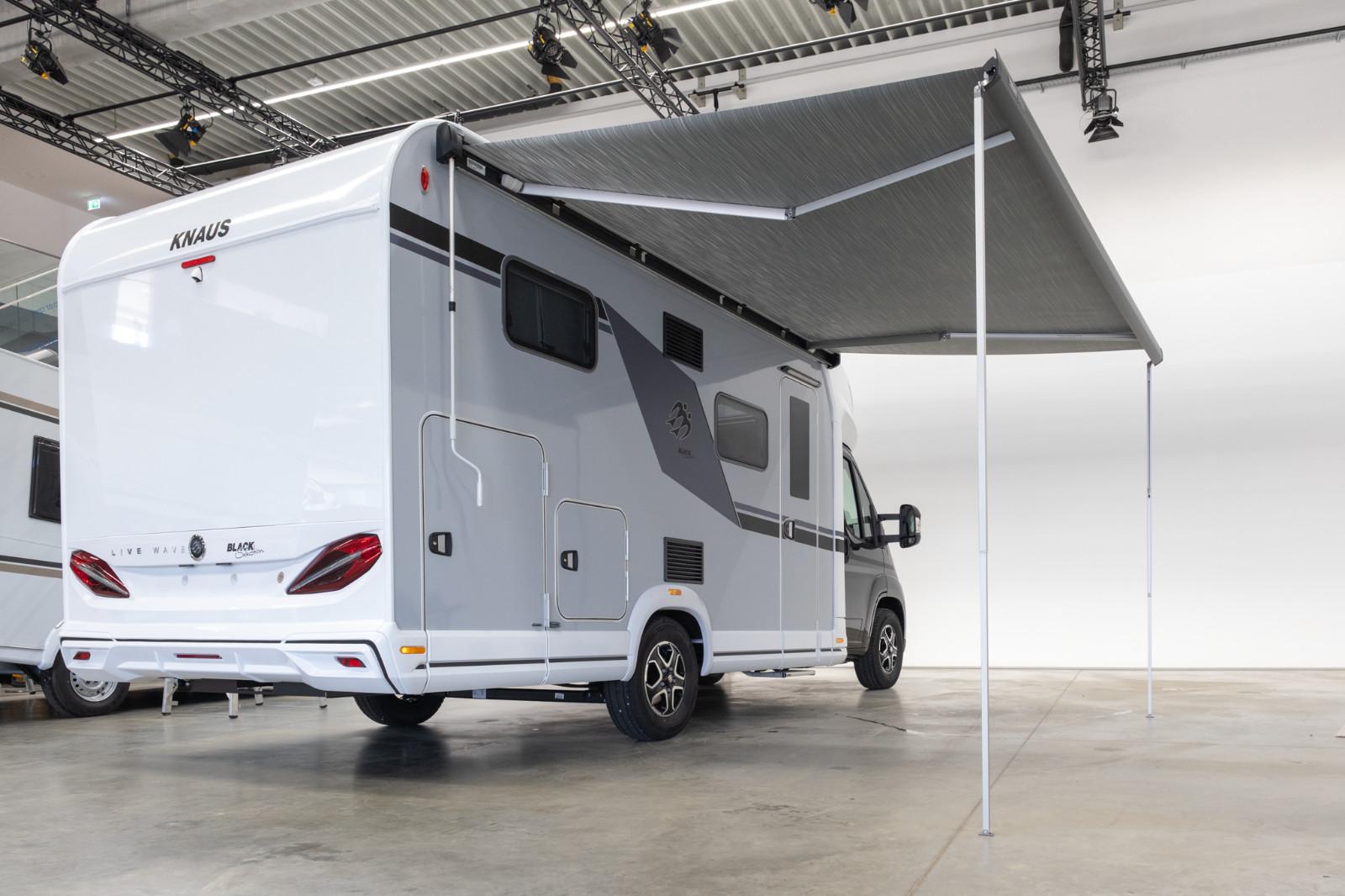 Knaus LIVE WAVE 650 MEG BLACK SELECTION