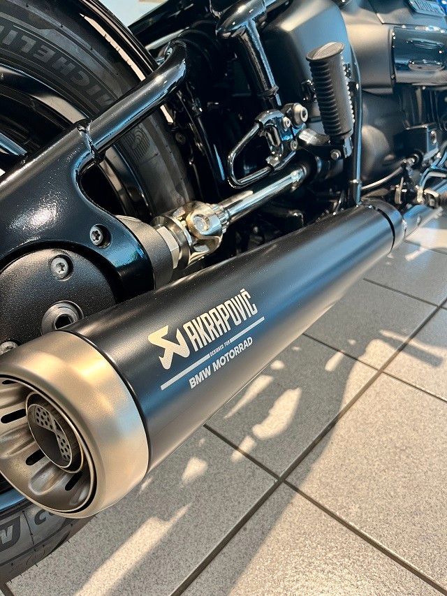 Fahrzeugabbildung BMW R18 Umbau BlackBob