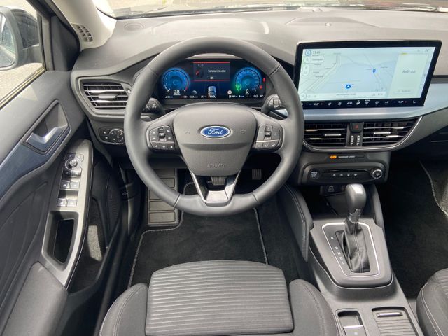 Fahrzeugabbildung Ford Focus Turnier Active X Autom., NAVI+RFK*PDC*LED