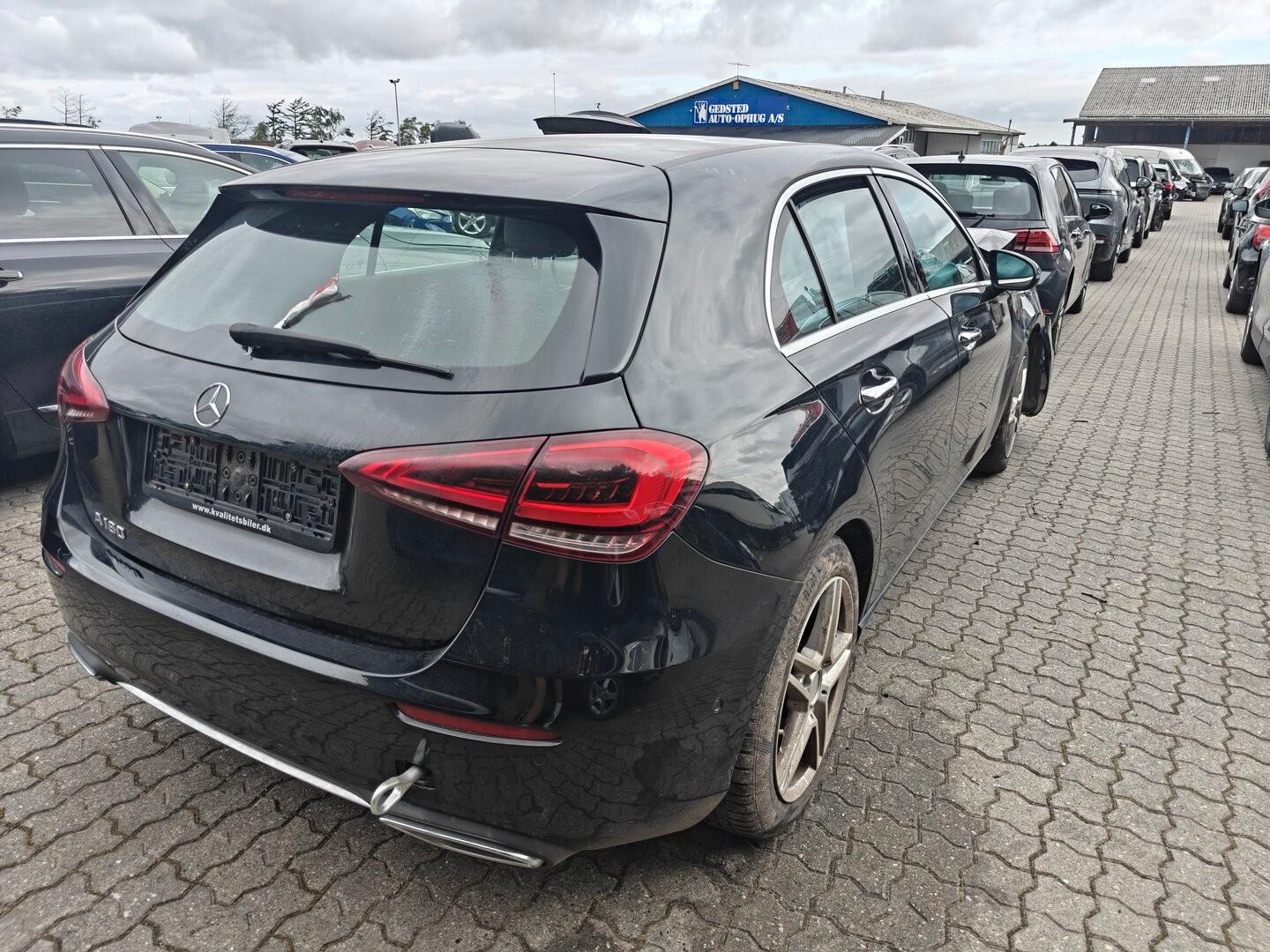 Mercedes-Benz A 180