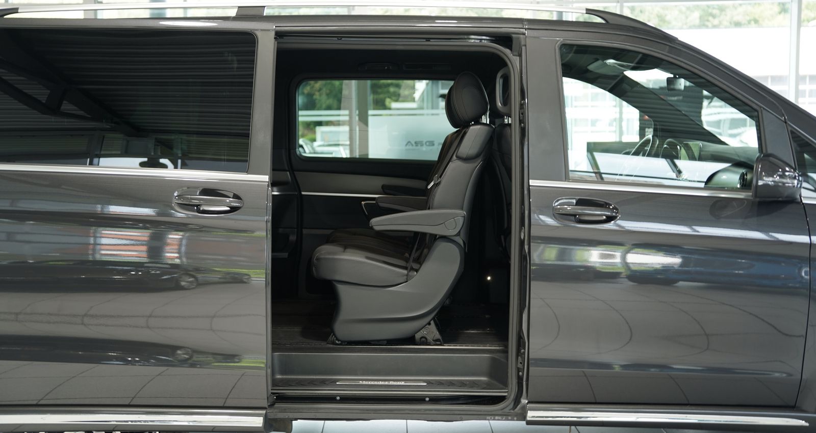 Mercedes Benz V 300