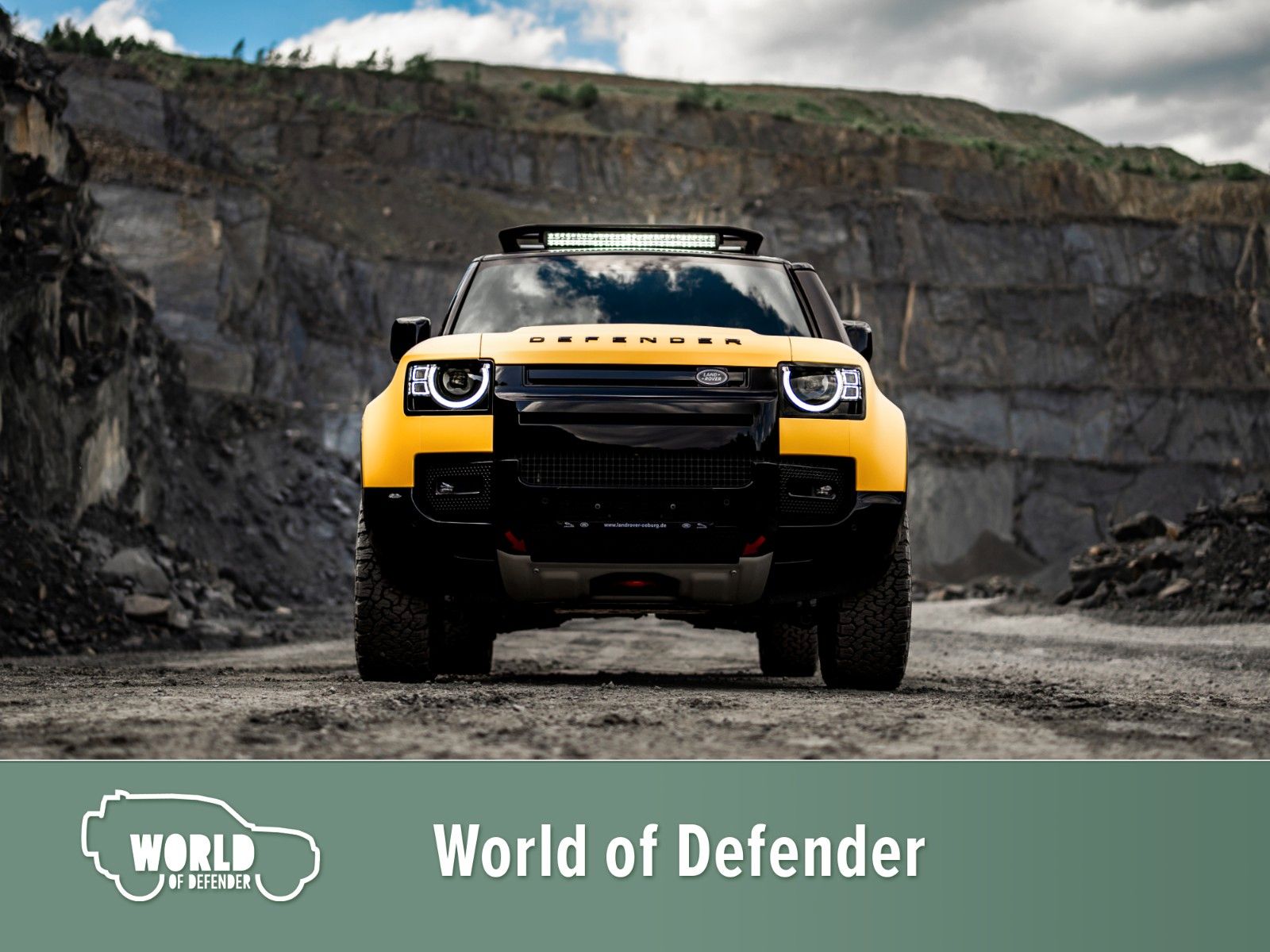 Fahrzeugabbildung Land Rover Defender 110 D300"World of Defender Trophy Edt."