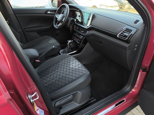 Fahrzeugabbildung Volkswagen T-Cross 1.0 TSI DSG R-Line LED IQ.LIGHT NAVI