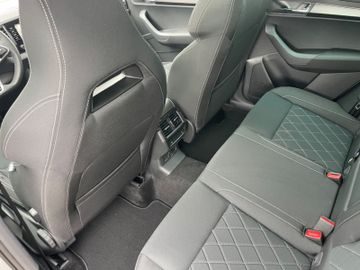 Fahrzeugabbildung SKODA Karoq 1.5 TSI Sportline DSG Pano/LED/ACC/AHK