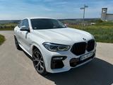 BMW X6 M50i - BMW X6 M50 aus 2021