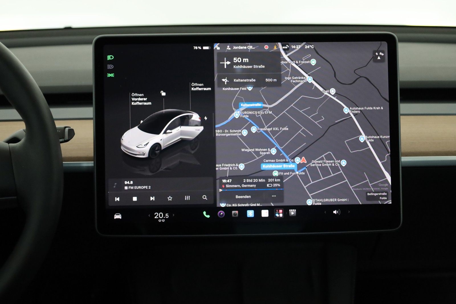 Fahrzeugabbildung Tesla Model 3 Long Range Dual AWD Leder,Navi,LED,Panor