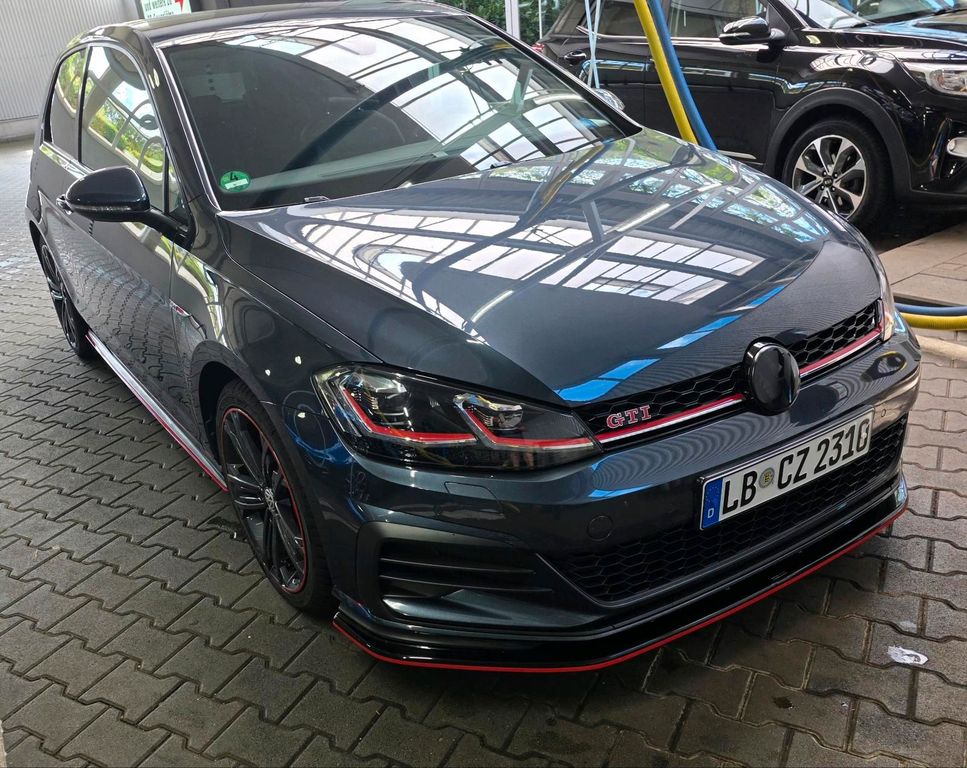 Image of Volkswagen Golf
