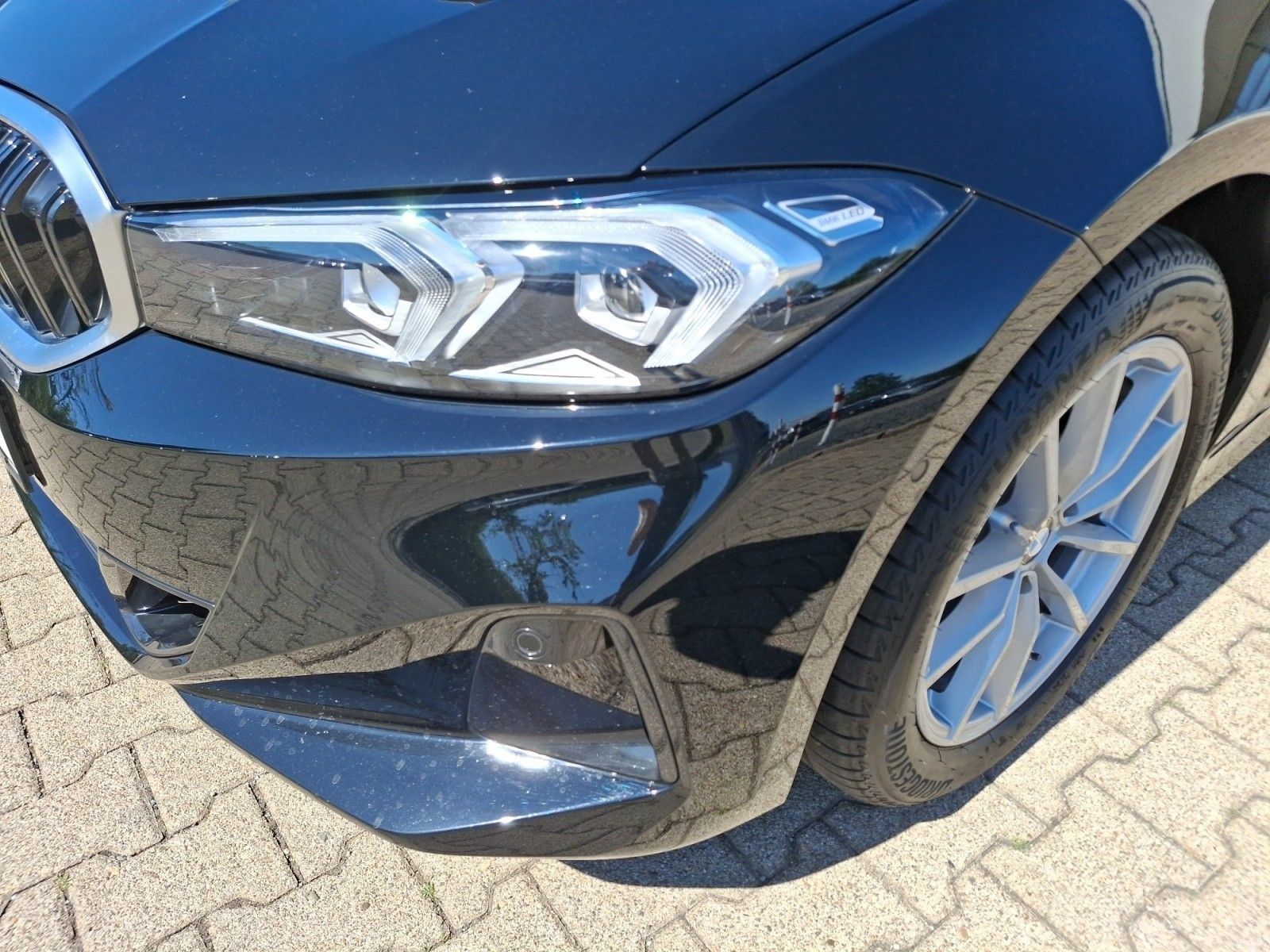 BMW 320d Automatik Navi Tempom.aktiv Bluetooth PDC M foto 13