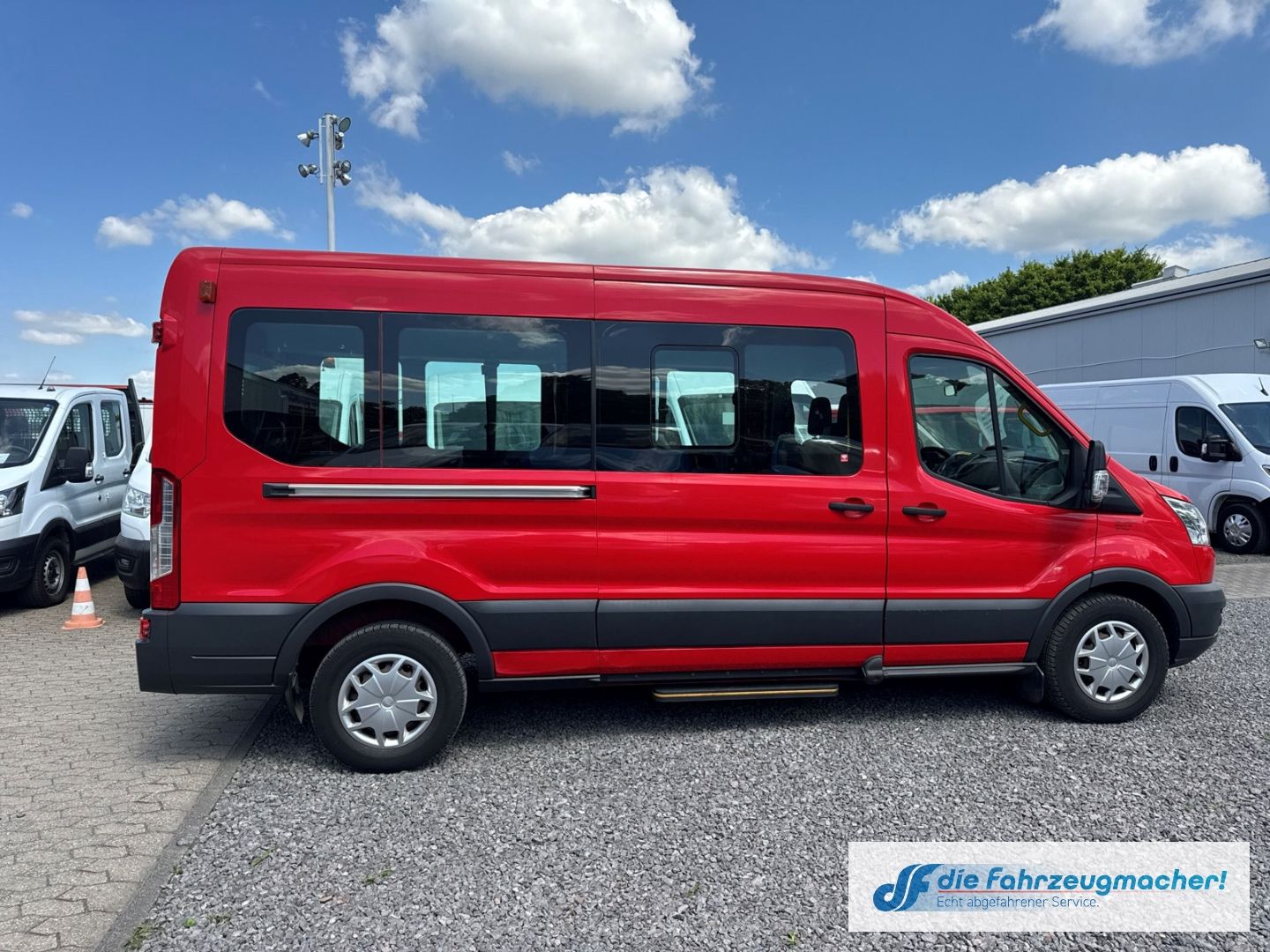 Fahrzeugabbildung Ford Transit Kombi 350 L3 Trend 2.2 TDCi DPF *2588 *K