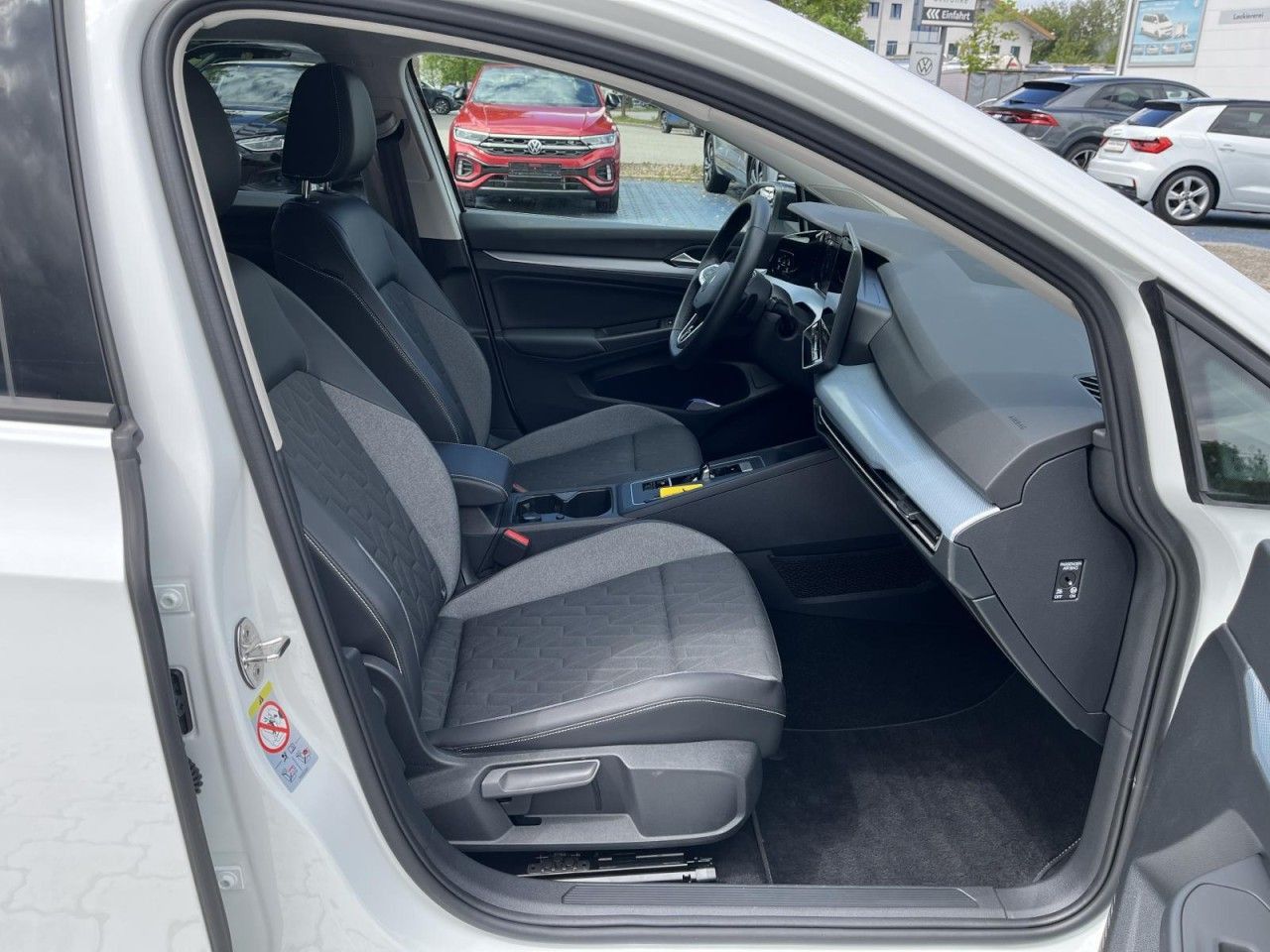 Volkswagen Golf - Bild 10