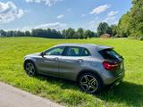 Mercedes-Benz GLA 180 Urban Urban