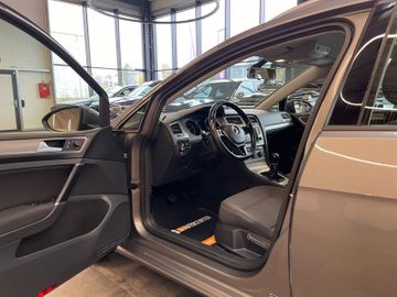 MYAUTOCENTER – Gebraucht- und Jahreswagen mit Werkstattservice in Pfaffenhofen Volkswagen Golf VII Variant Comfortline BMT *Klima*TÜV*PDC*