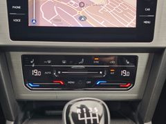 VW Passat Variant Conceptline 150PS TDI#TRAVEL #LED