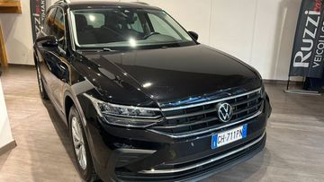 Volkswagen Tiguan - 9