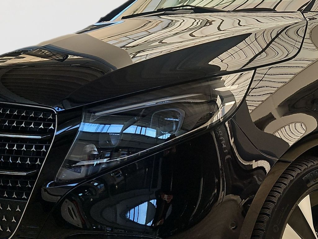 Fahrzeugabbildung Mercedes-Benz V 300 AVG extralang 4x4 8 Sitze elektr. ST STHZ