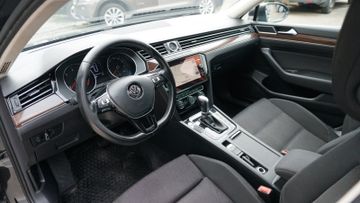Volkswagen Passat Variant - 11