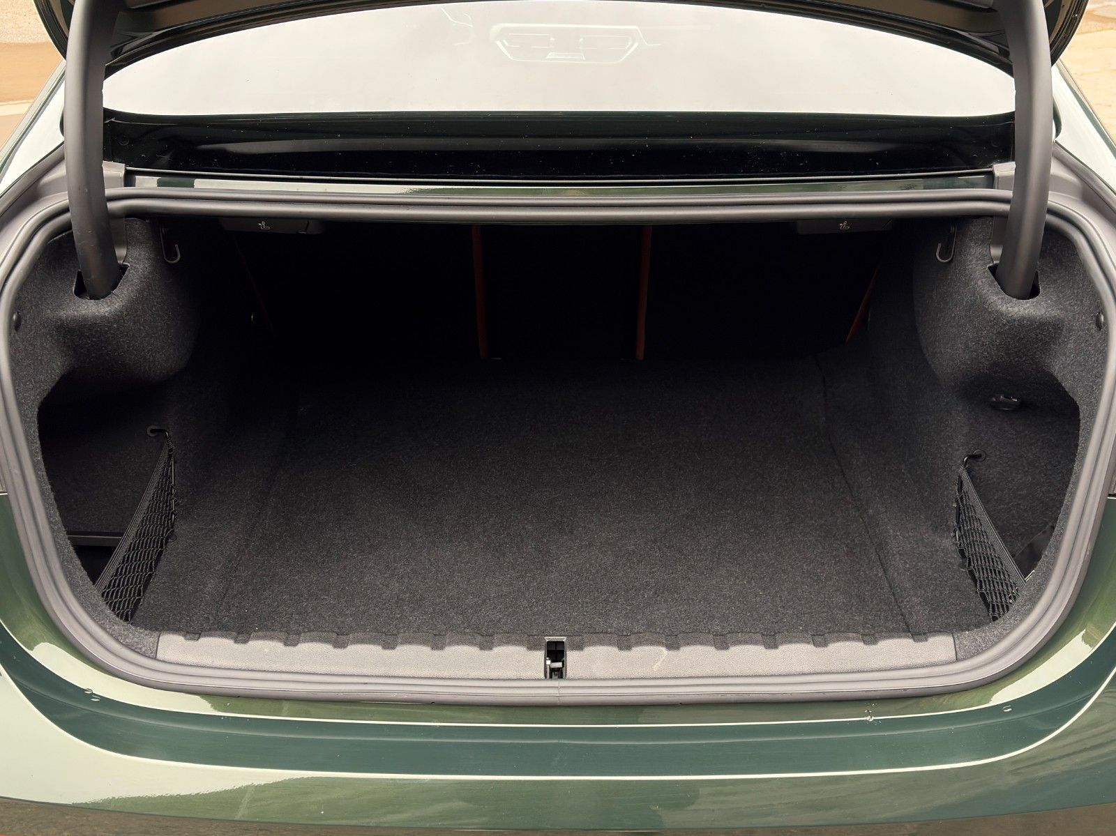 Fahrzeugabbildung BMW M440i xDr M Sport Pro Laser StHzg HUD HK S-Dach