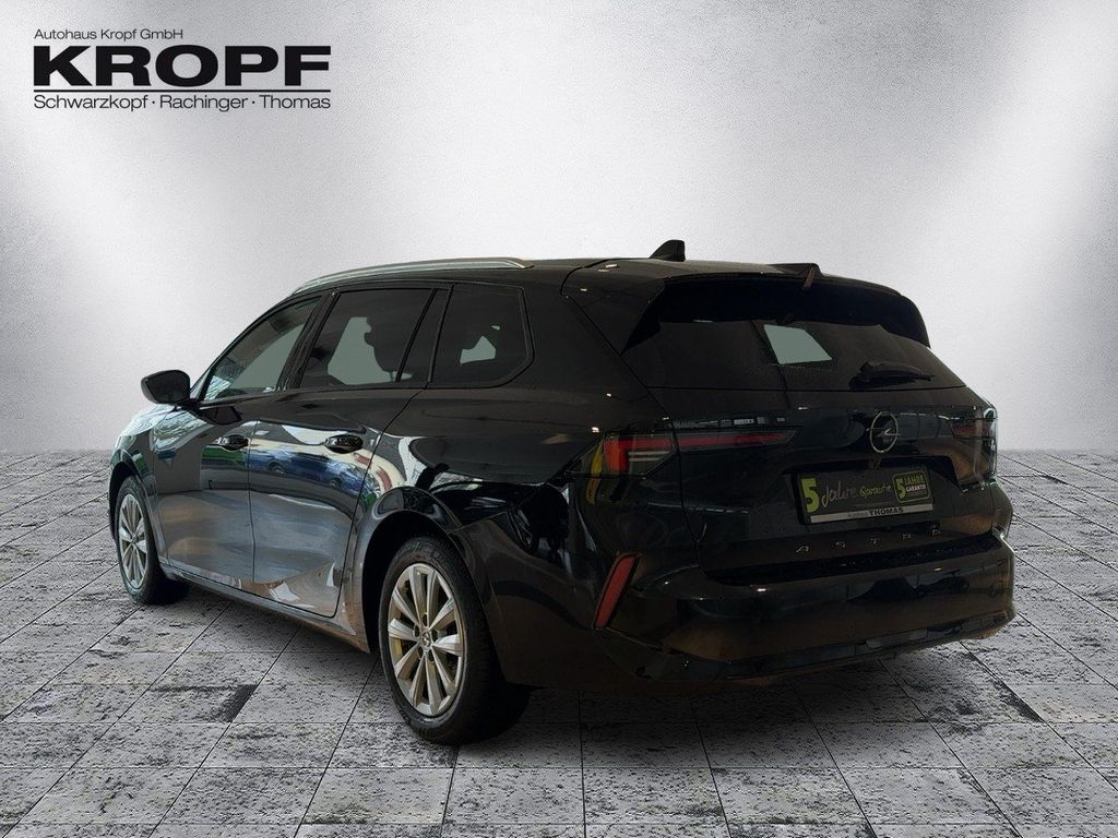 Opel Astra — fotografia 3