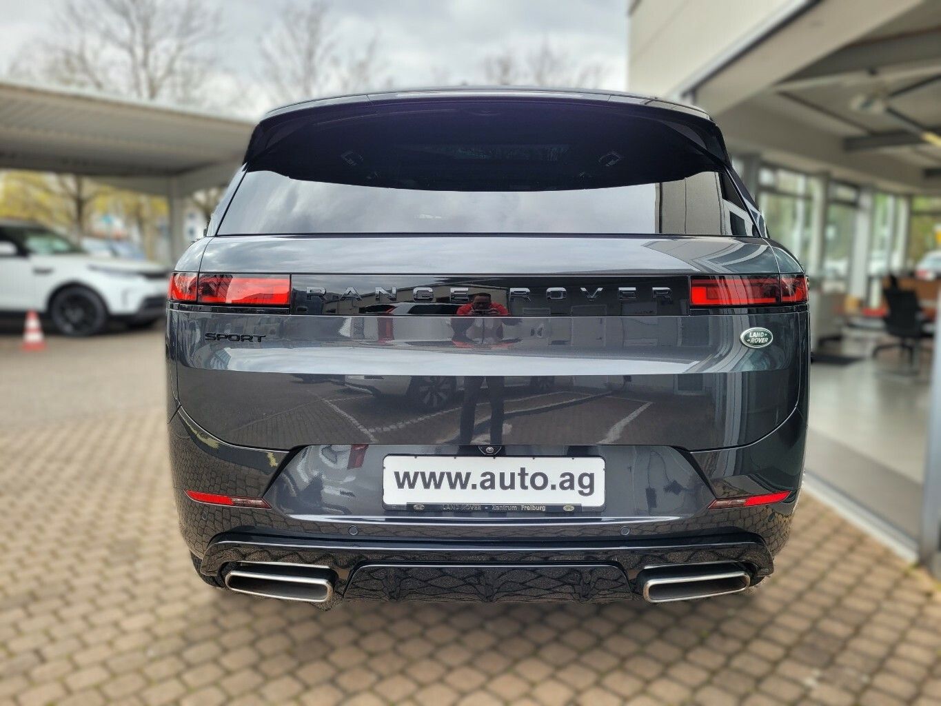 Land Rover Range Rover Sport P440e Dynamic HSE Pano Standhz foto 5