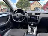 Skoda Octavia Combi Elegance AUTOMATIK+XENON+TEILLEDER - Skoda Octavia: Combi Elegance