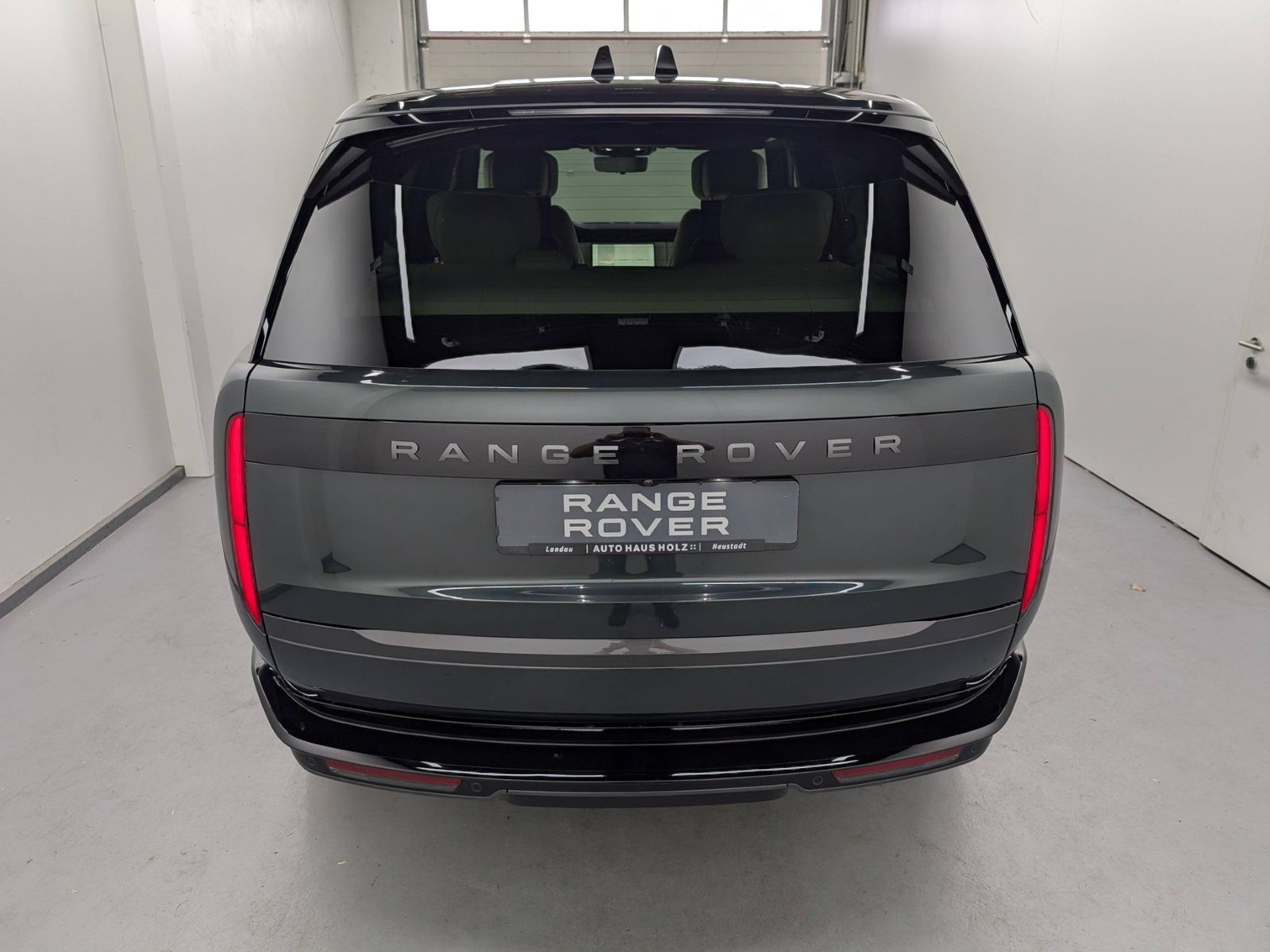 LAND ROVER Range Rover  SWB D350 Autobiography AHK Shadow – Bild 3