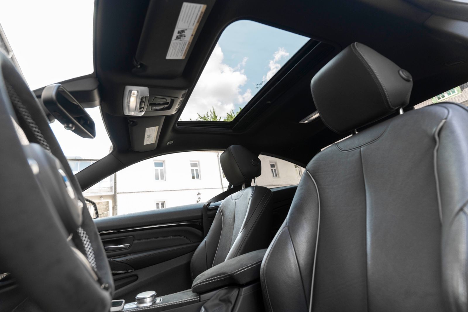 Fahrzeugabbildung BMW 430IX M-PERFORMANCE H&K HUD LED KAM CARPLAY ALC