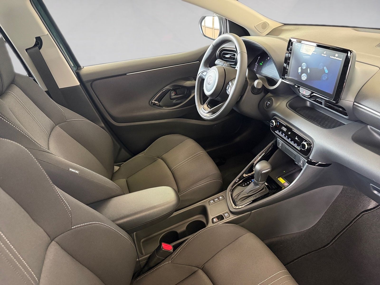 Fahrzeugabbildung Toyota Yaris 1.5 Teamplayer Kamera,LED,ACC,PDC