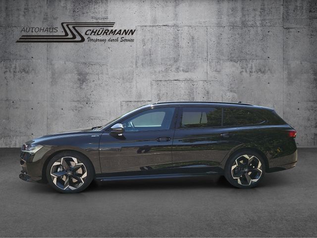 Superb Combi Sportline 2.0 TDI DSG 4x4 DCC+ AHK