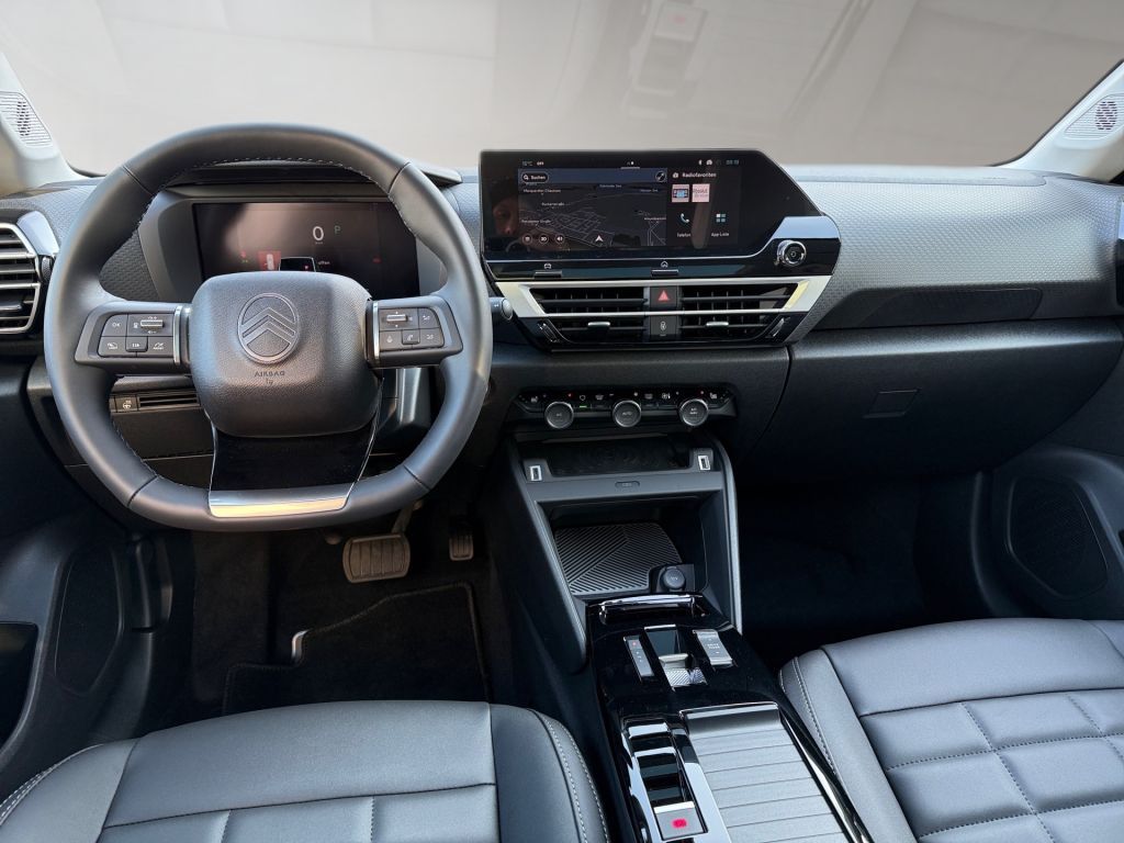 Fahrzeugabbildung Citroën C4 Hybrid 145 MAX Neuwagen*Schiebedach*Winter-P.