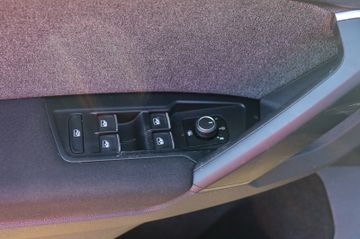 Volkswagen Tiguan - 9