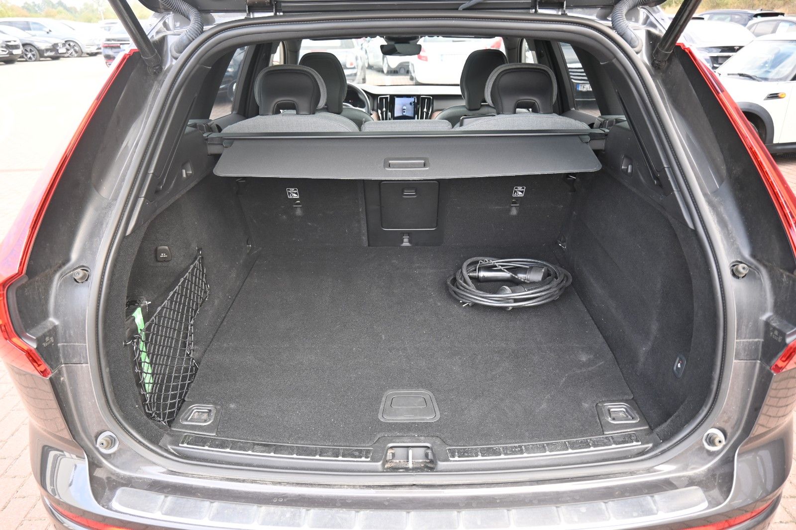 Fahrzeugabbildung Volvo XC60 T8 AWD Recharge Inscription*360°*STDHZG*ACC