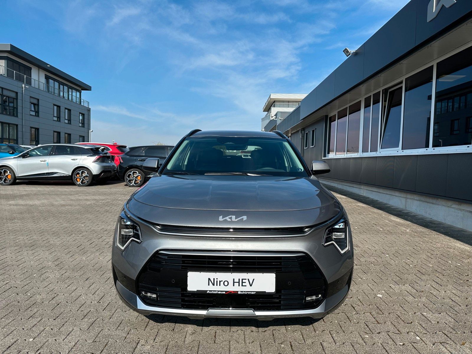 Fahrzeugabbildung Kia Niro 1.6 GDI Hybrid Vision Komfort Style