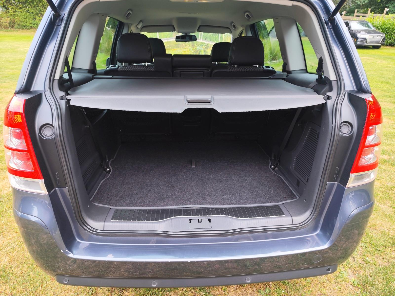 Opel Zafira B Innovation-Ahk-Ölkühler -TÜVNeu-Xenon